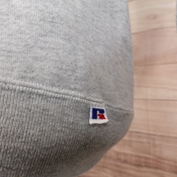 VINTAGE BULLDOG BASKETBALL PURE DAWG USA MADE RUSSELL ATHLETIC SWEATSHIRT SZ M - Picture 4 of 8